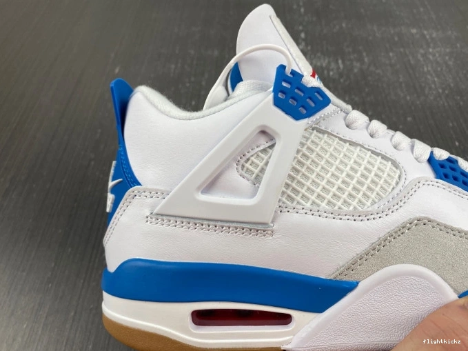 SB Retro 4 DR5415-104 Jordan 1102